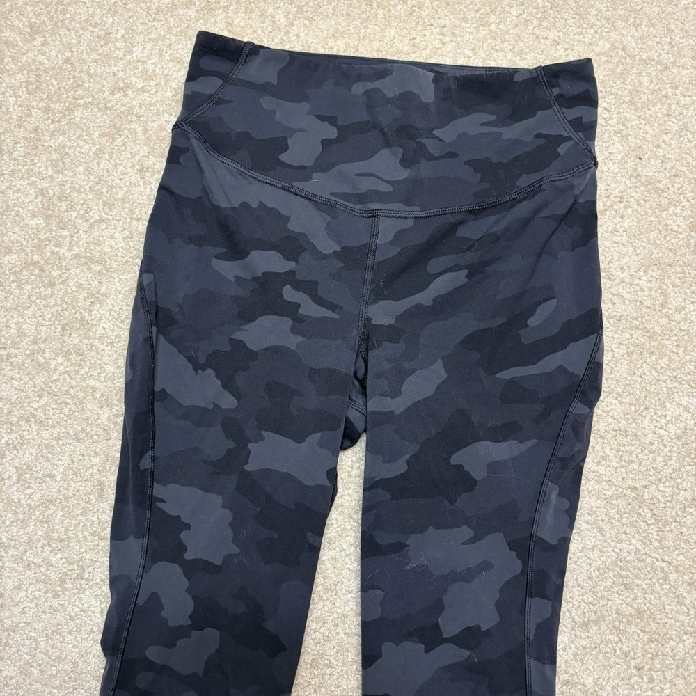 Lululemon Leggings Womens 6 Black Camo High Rise Ankle Yoga Running Gym Pants